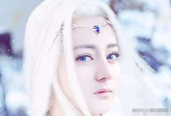 同样是白发造型：躲过了宋茜，躲过了鞠婧祎，