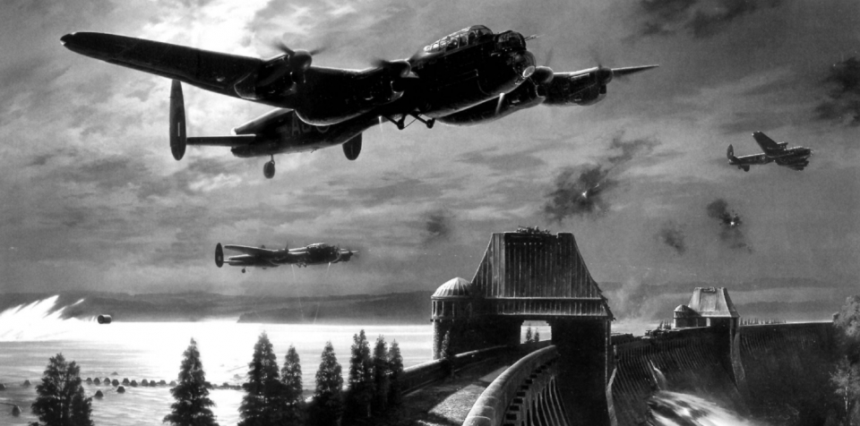 19架重型轰炸机出动，大坝倒塌，4亿吨洪水吞没3万人