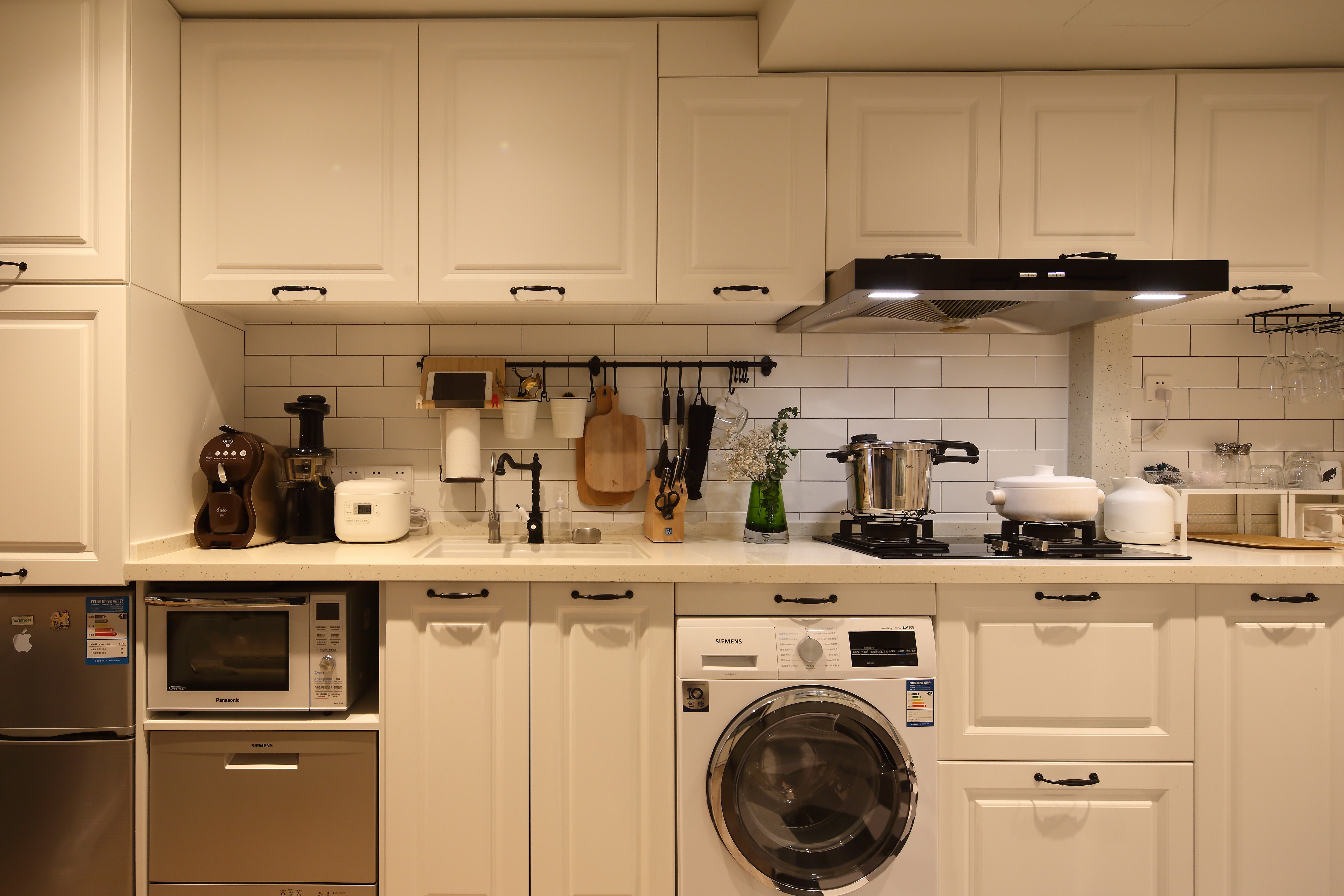 厨房台面选什么材质？石英石、大理石、不锈钢、岩板，哪种更好？