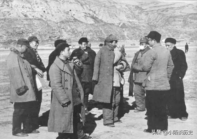 叶挺坠机遇难，周恩来坚信背后有阴谋，60年后一老头坦白：我干的