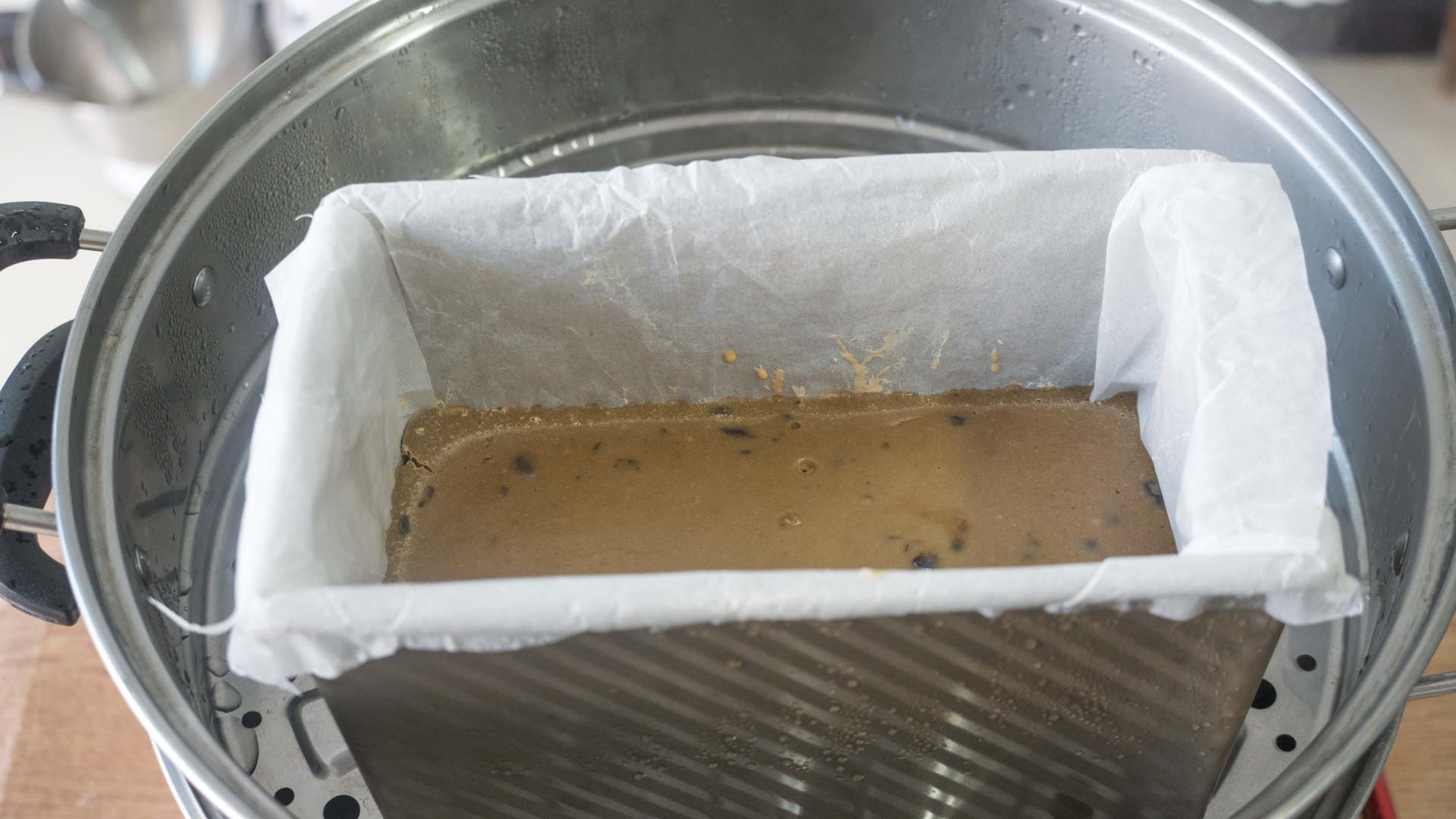 教你在家做正宗家常紅豆糕，色香味全，簡單易學，孩子看了流口水