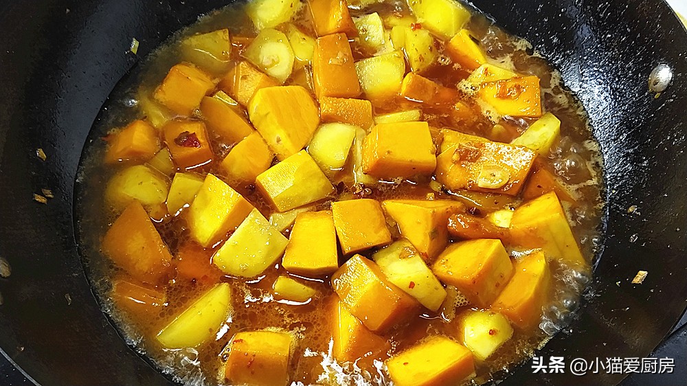 图片[8]-南瓜炖土豆这样做真的好香啊 制作还简单 营养美味 好吃下饭-起舞食谱网