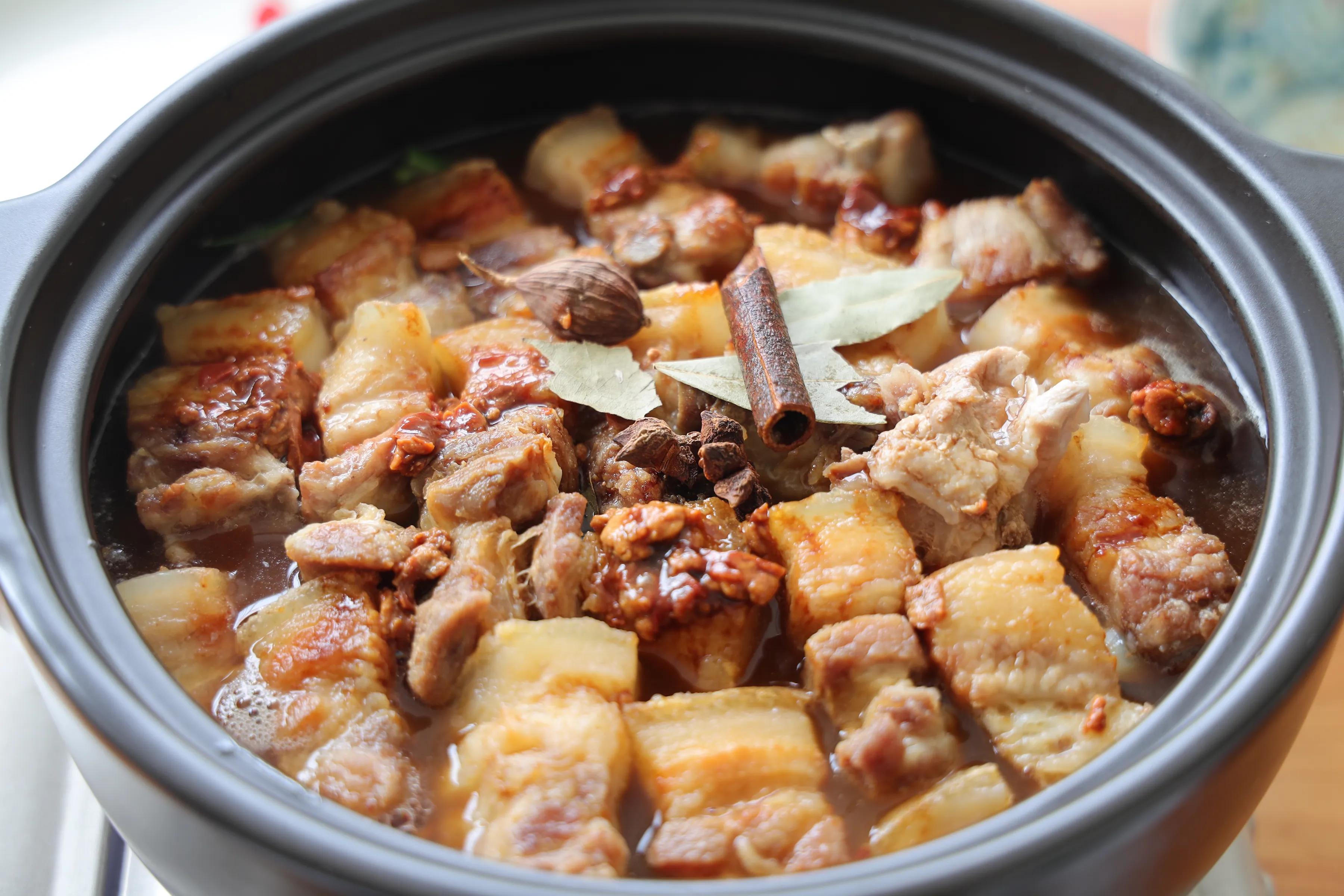 五花肉別紅燒了，教你懶人吃法，一碗醬汁就搞定，鮮香入味