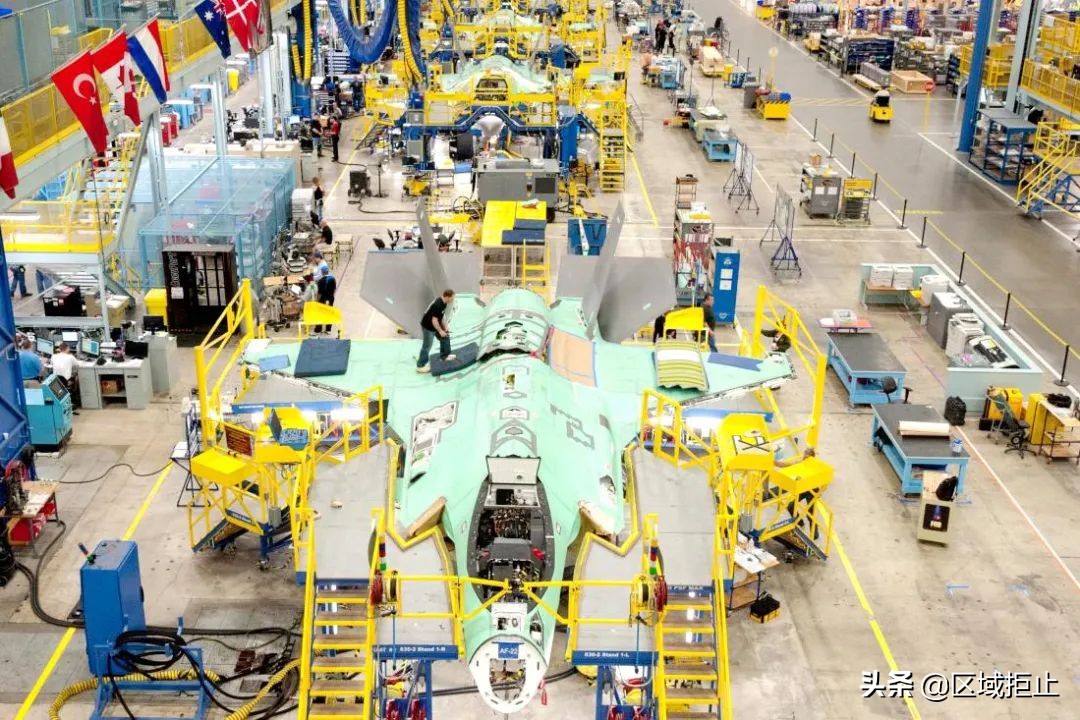 意大利怨声载道：送来的物资基本无用，专家只