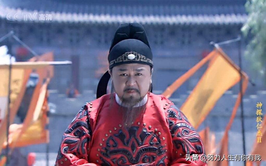 “元芳，你怎么看？大人，此事必有蹊跷！”一