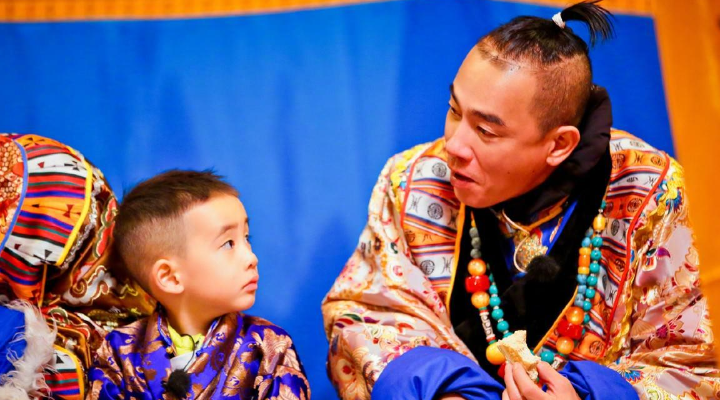 應采兒的教育被稱“虎媽教育”，妥妥的一家之主，山雞哥都不敢惹