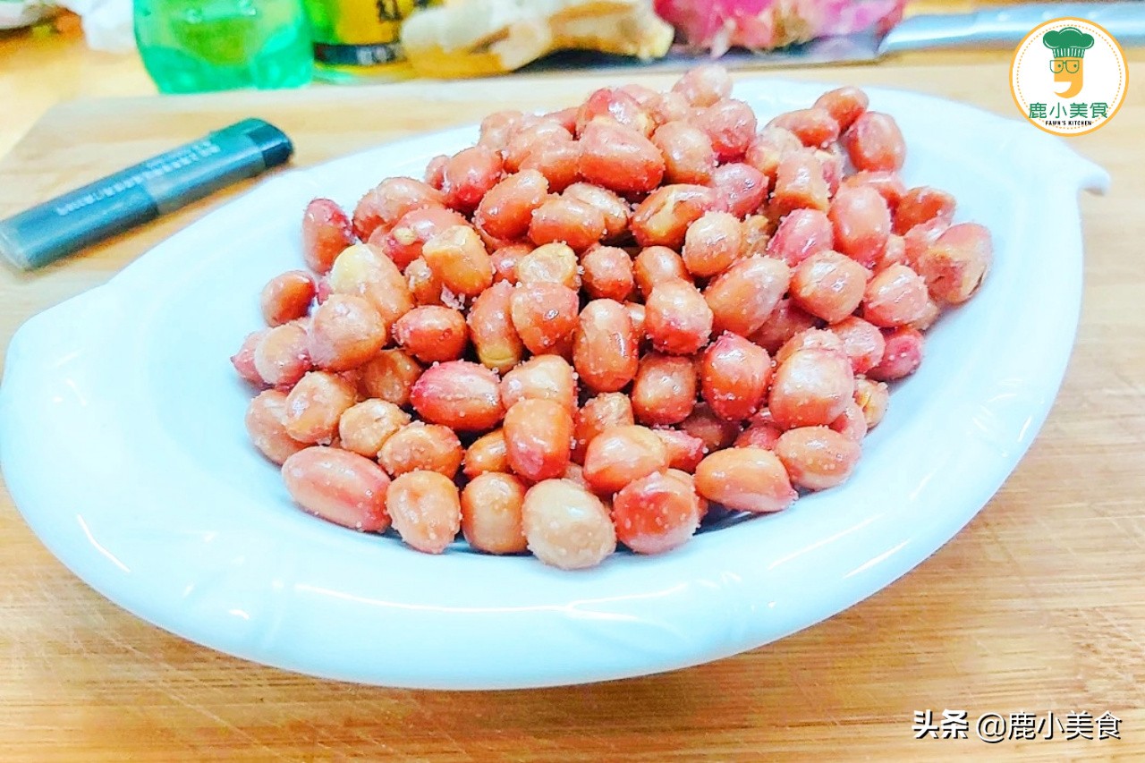 想炸花生米好吃，謹記“4口訣”，炸出的花生酥脆鹹香，不易返潮