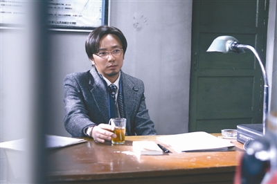 宁浩耗时四年的作品，原定主角是刘德华，电影