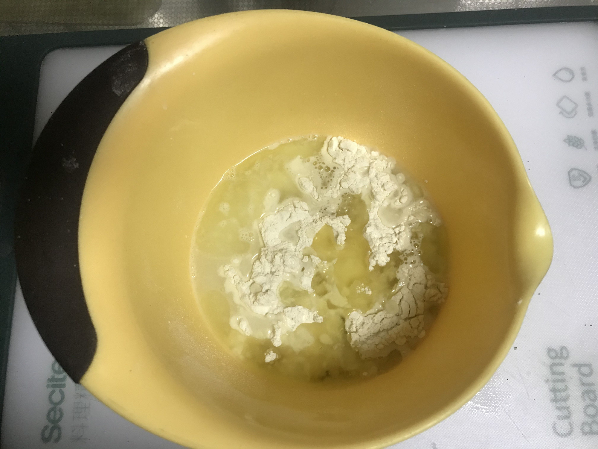 椒盐饼做法小技巧，学会可开店，香酥掉渣层次多，好吃不腻别错过