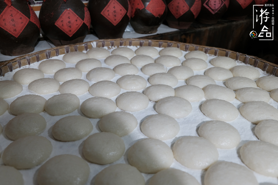 重庆小百科：解放碑为何被叫做“勺子”，山城里藏着“天鹅”