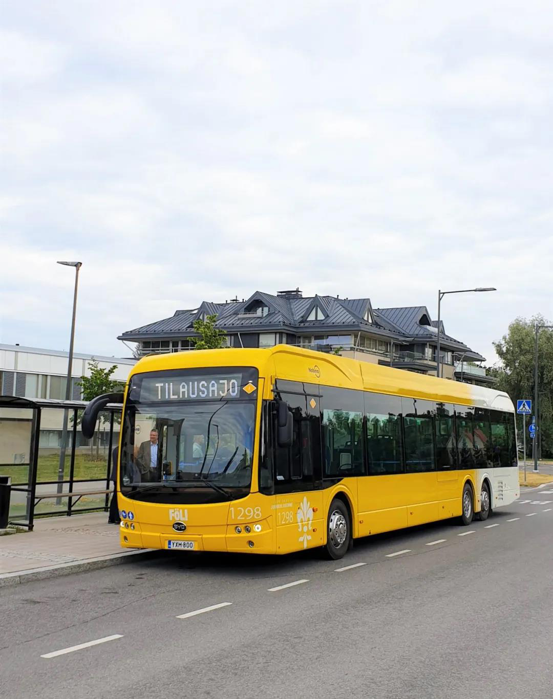 坦克600手绘图曝光；比亚迪在芬兰交付43台纯电大巴