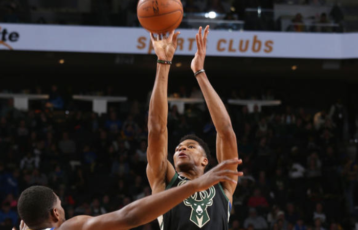 字母哥談續約：如果公鹿做出正確決定，我就沒問題，否則拭目以待！-黑特籃球-NBA新聞影音圖片分享社區