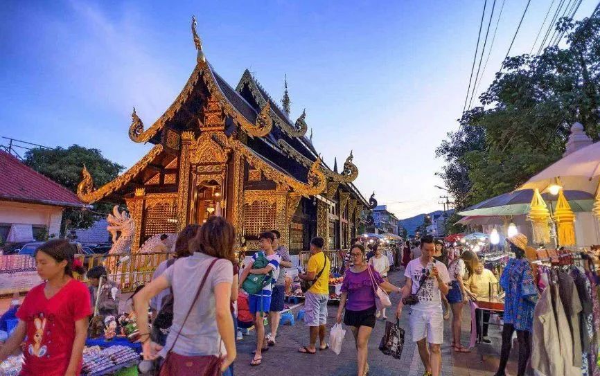 泰国清迈古城二环内的中心墅丨Ornsirin Ville 欧诗琳小镇