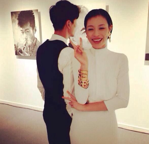 汪峰孩子的生母美的过分，身材不输孩子继母章