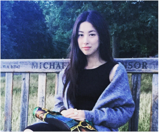 从《鹿鼎记》到《大秦赋》，曾迷倒意大利土豪的朱珠，有多牛？