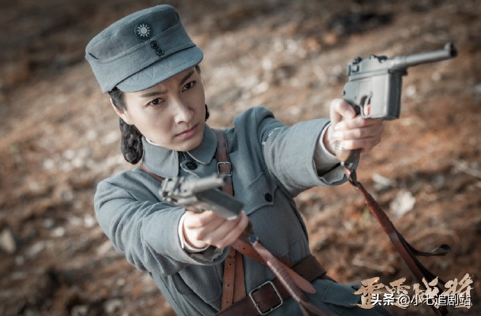 抹发胶、打耳钉、没有战火气息，《亮剑3》不被待见就对了