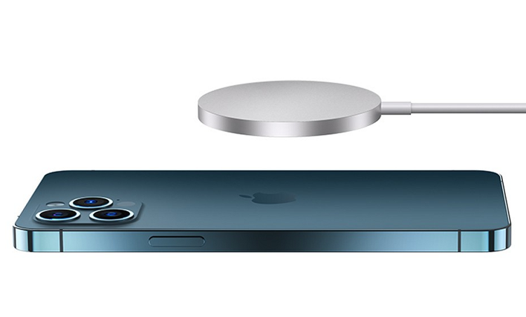 iPhone 13將加入無線反向充電，好事一件，為何遭到網(wǎng)友一頓謾罵？