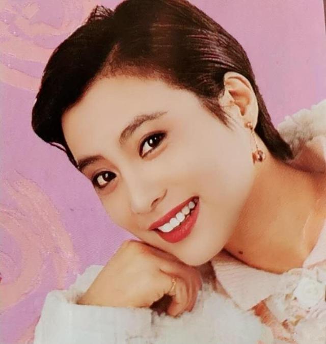 李玲玉的2段婚姻皆“被離婚”，34歲征服猶太富商，力破不合謠言
