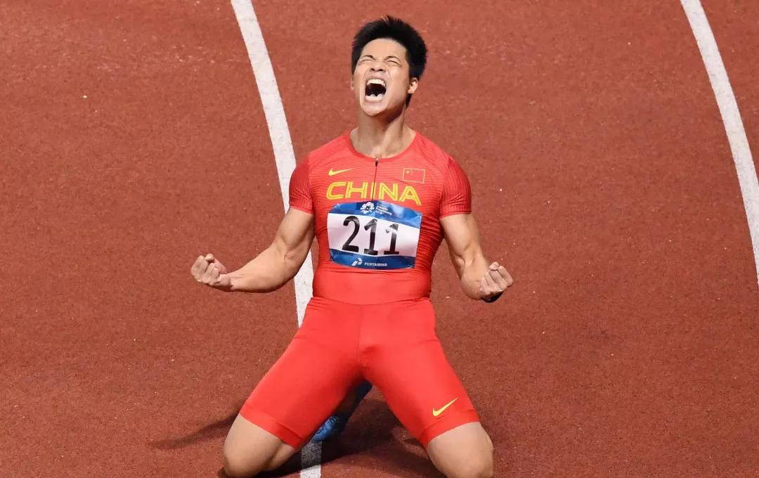 10秒05！今年世界第一！中国飞人夺冠，刷新赛季百米世界纪录