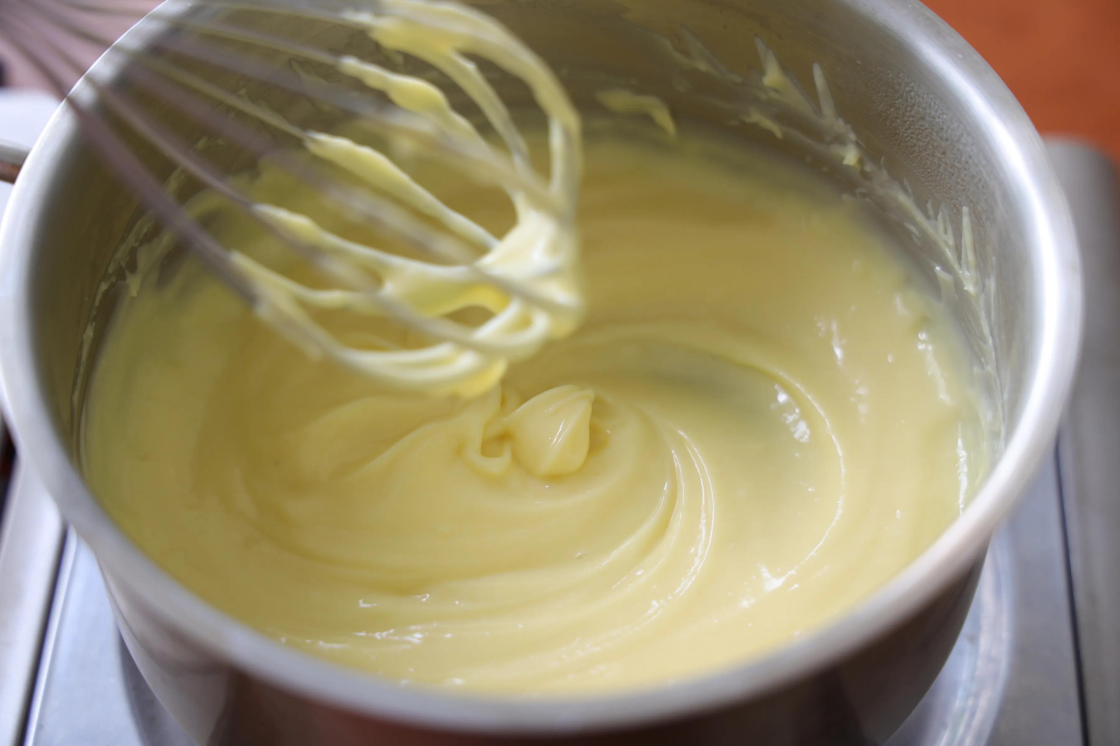 成本2块钱的北海道戚风蛋糕，教你在家做，松软爆浆，热天吃超赞