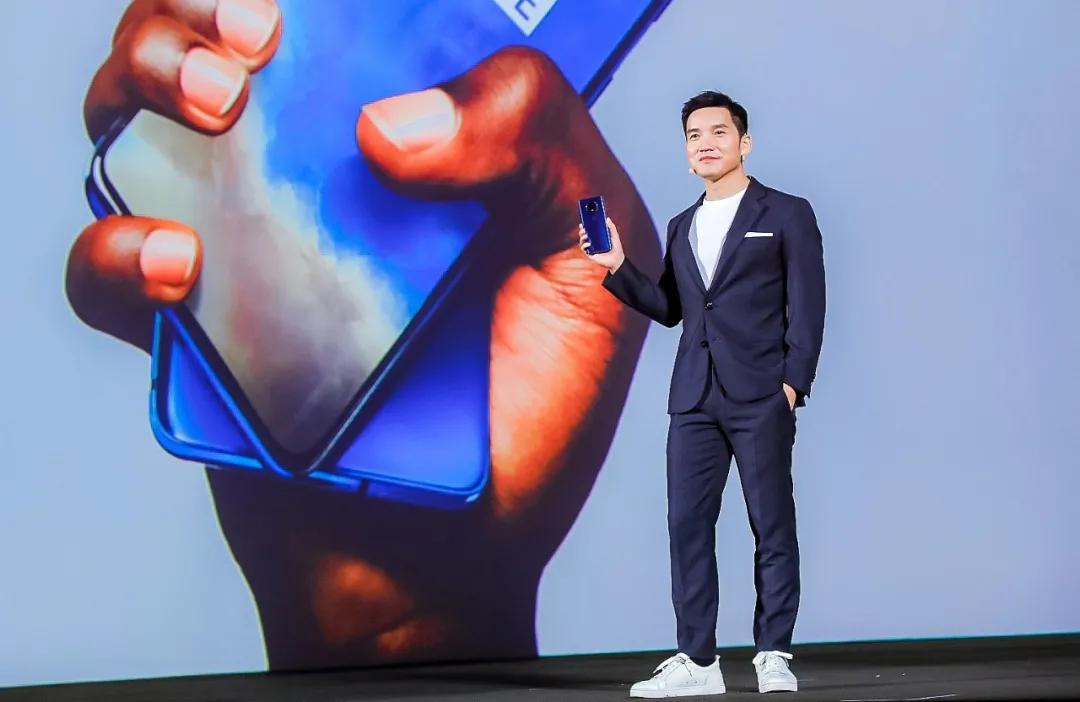 为什么你关不掉手机里的广告？