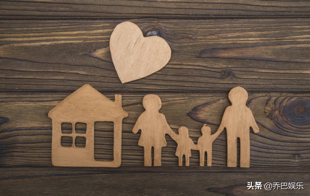 网爆李小璐疑似怀孕并且将领证，未婚夫对甜馨