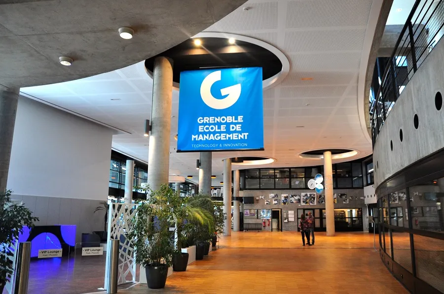 金融专业择校挑花眼？拥有CFA认证的法国高校盘点