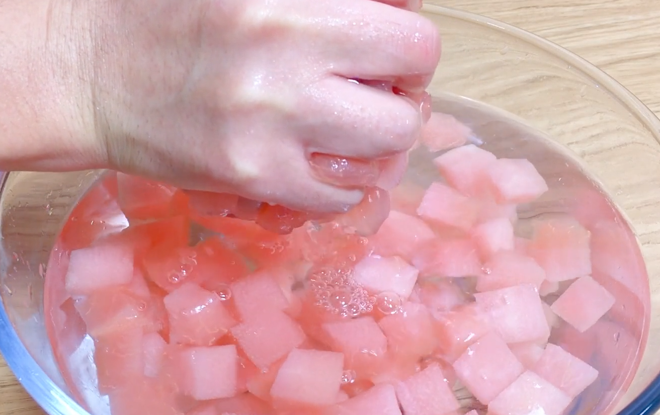 柚子瓤別扔了，教你自製柚子糖，清香又甘甜，好吃不上火，超簡單