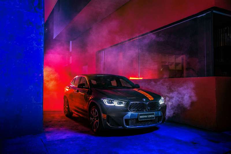 创新BMW X2曜夜版/锋芒版体验季邂逅蓉城万千型色