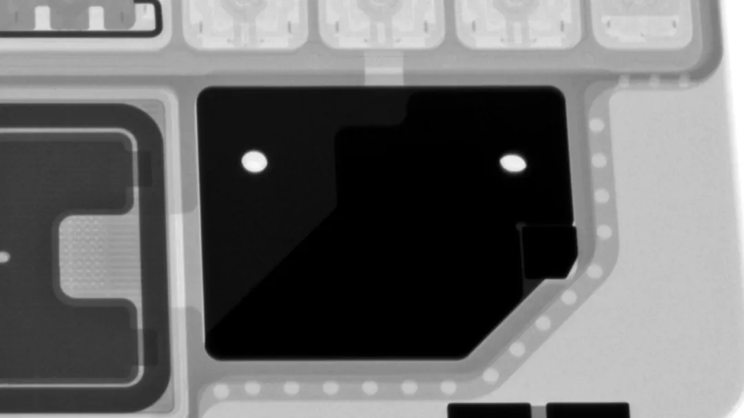 X 射线下的苹果新品，美