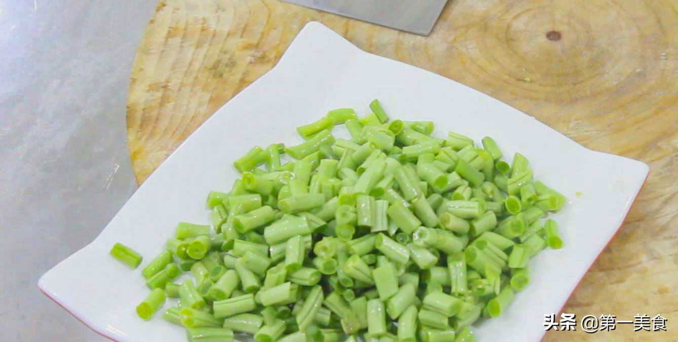 图片[2]-肉沫橄榄四季豆做法步骤图 超级下饭-起舞食谱网