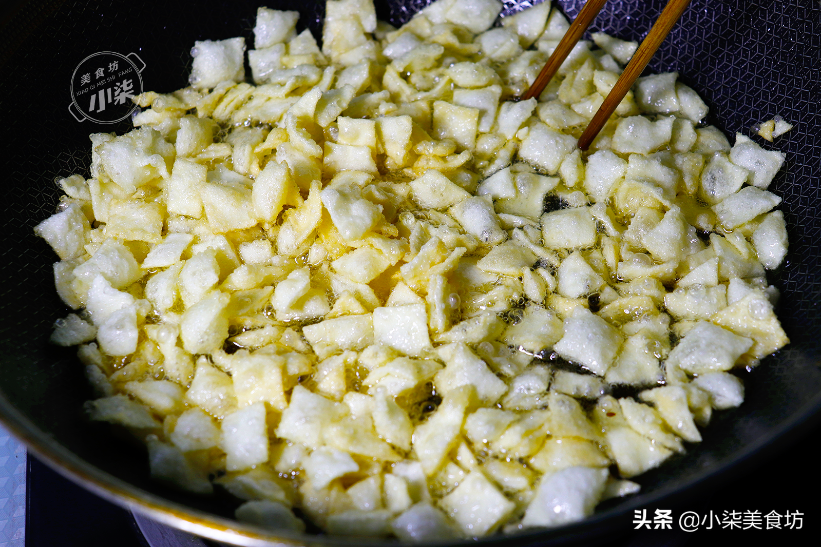 图片[8]-饺子皮扔进油锅中 瞬间变美食 我家一周吃5次 比买的都解馋-起舞食谱网