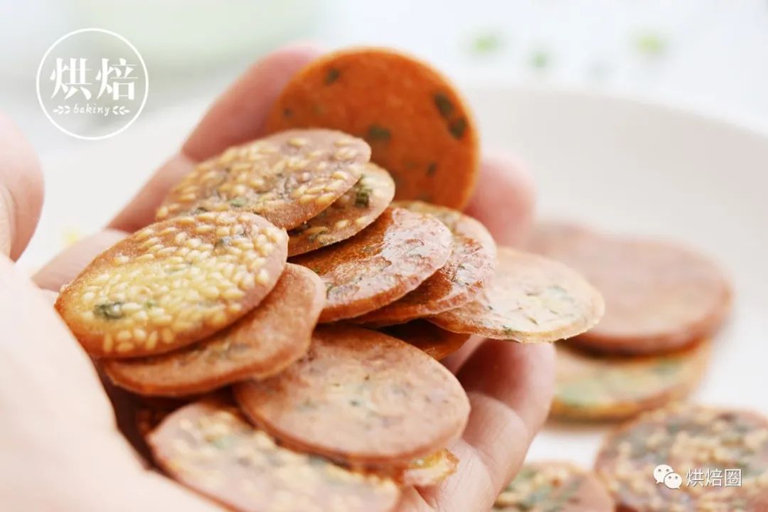 超簡單小朋友都能做的香蔥薄脆餅再也不去超市買了