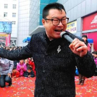 80后一代歌王尹相杰，从央视红人到“阶下囚”，