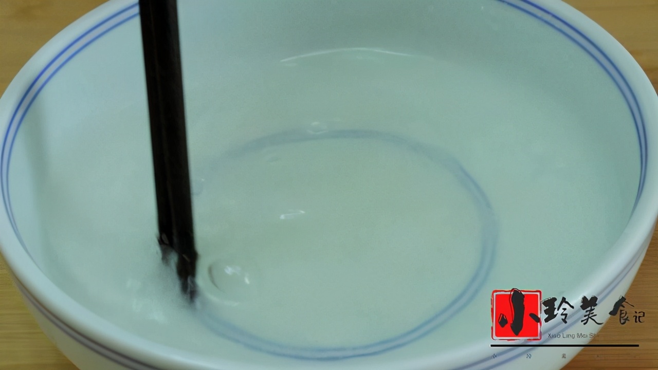 自己在家也能做糯米麻團，外酥裡糯，不開裂不回縮，童年的味道