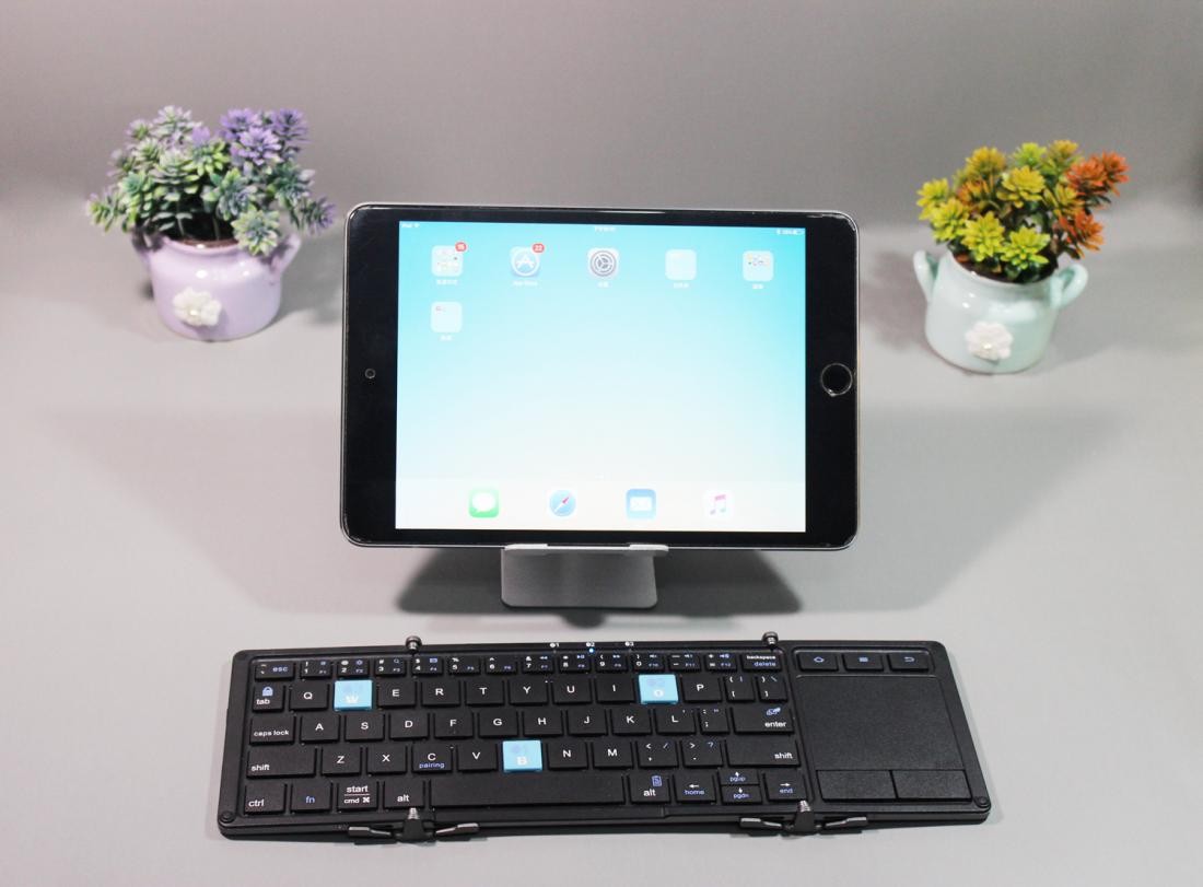 平板手机秒变生产力工具，B.O.W航世三折叠蓝牙键盘使用体验