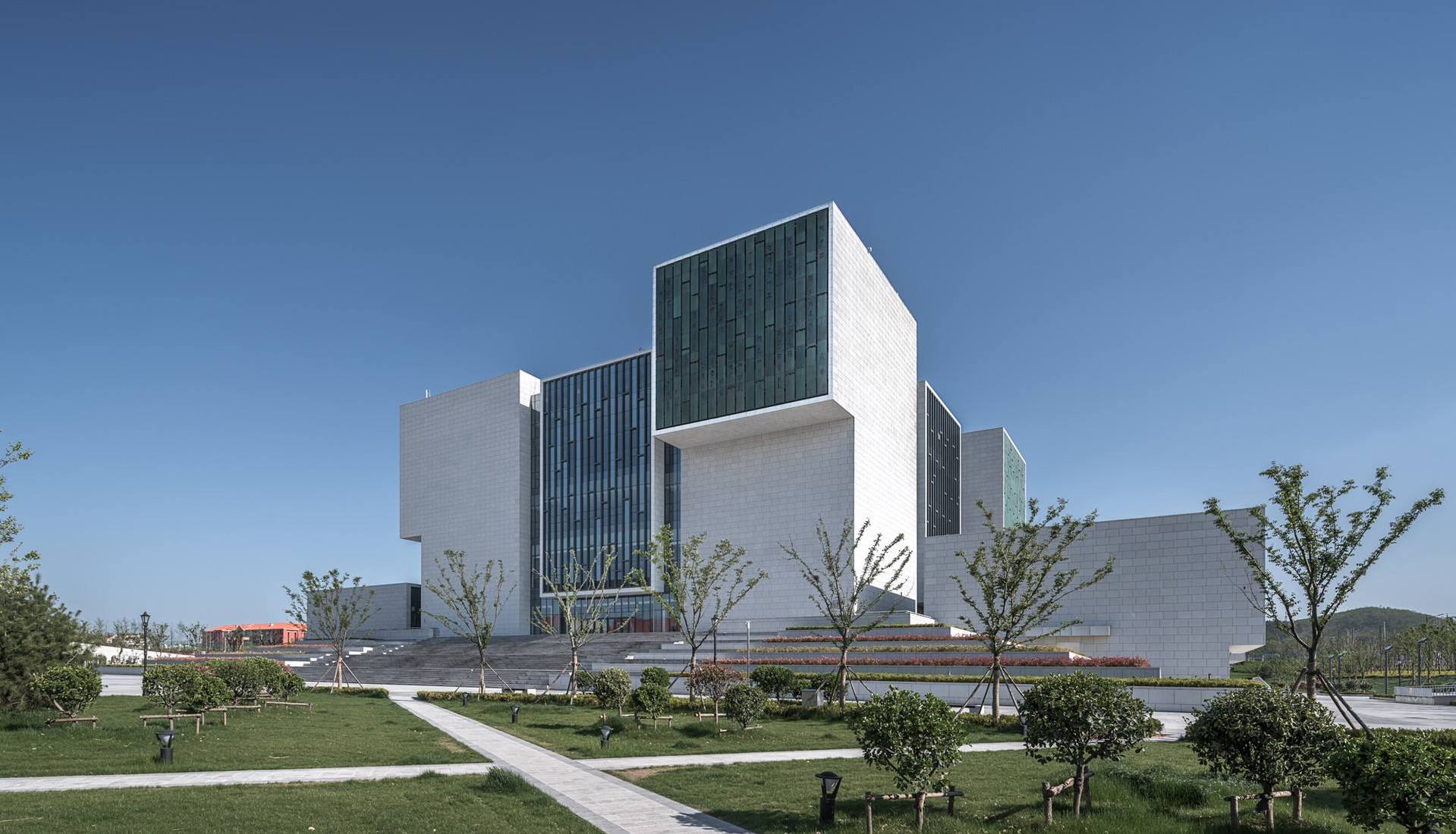 中国GDP十大强省：安徽位居第9，浙江追赶山东，福建力压湖南