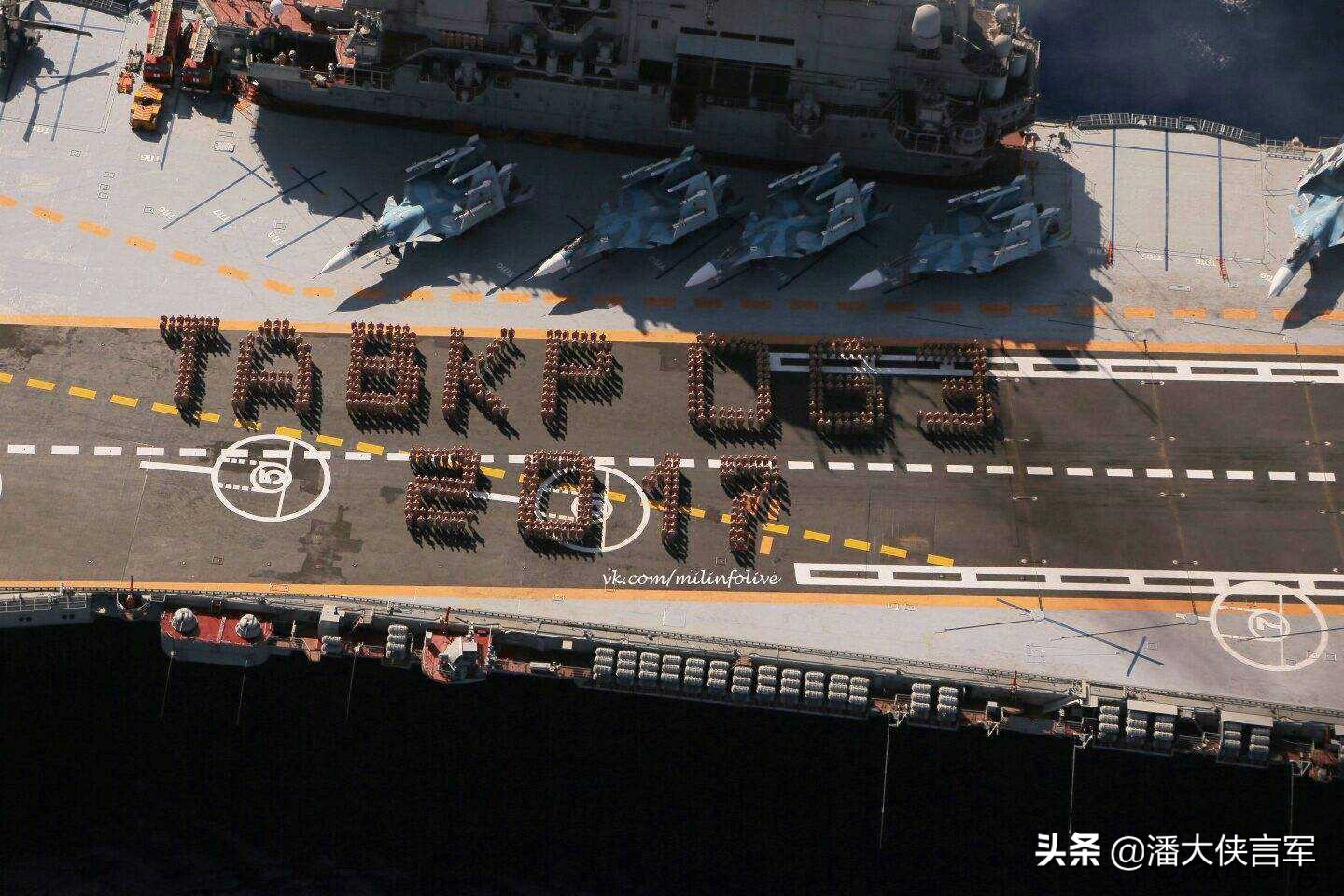 满载6万多吨，冒着黑烟！解析俄独苗航空母舰“库兹涅佐夫”号