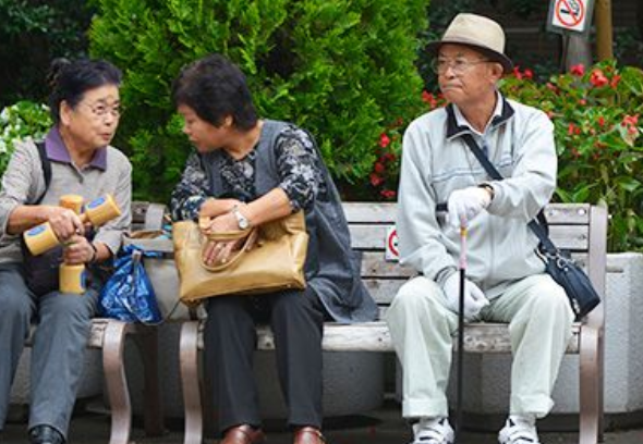 日本发布关键数据，给各国敲响警钟，专家：中