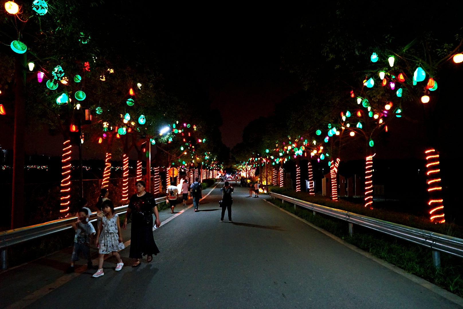 中秋賞月去哪玩？蘇州自駕半小時，免費的馮夢龍村燈會 你來過嗎？