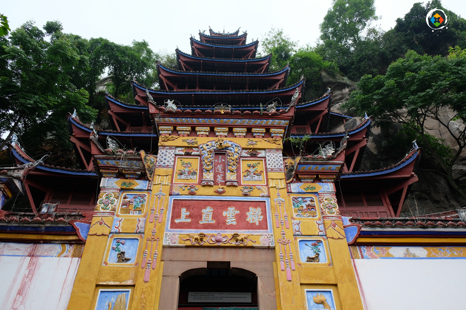 重庆哪里的夜景最美？主城区12个景点遥遥领先，区县表现乏力