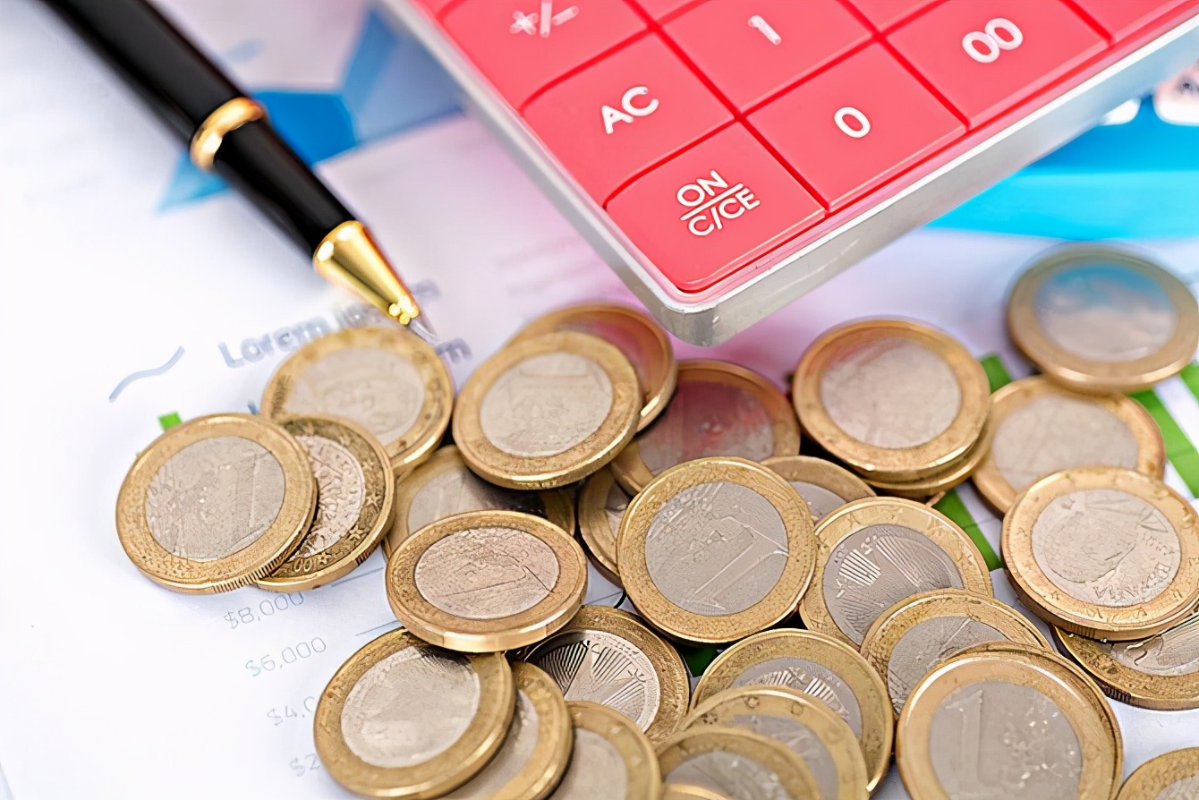 质量存疑、宣传夸张：被财商课套牢的“理财小白们”