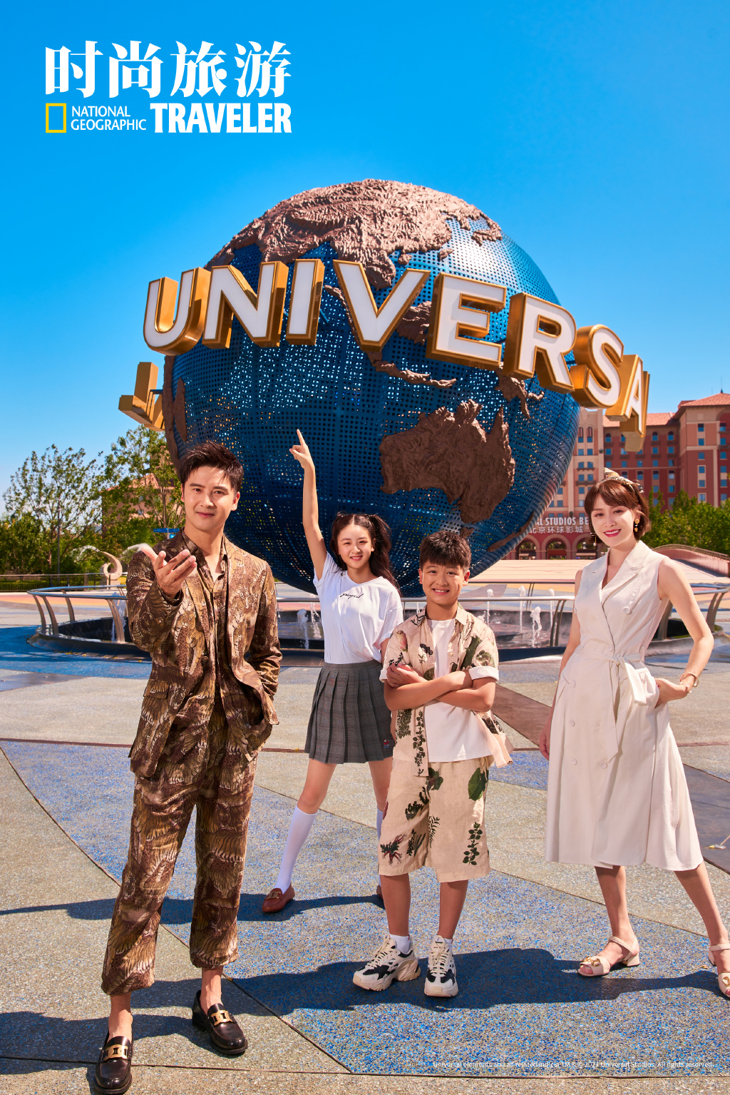 田亮一家四口在环球影城拍大片，气质画风多变，森碟姐弟身高瞩目