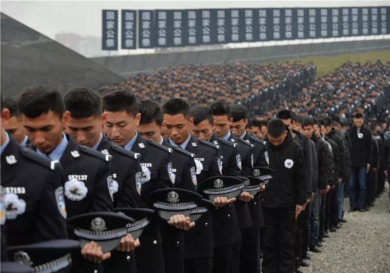 12&bull;13国家公祭日，请&ldquo;默哀1分钟&rdquo;