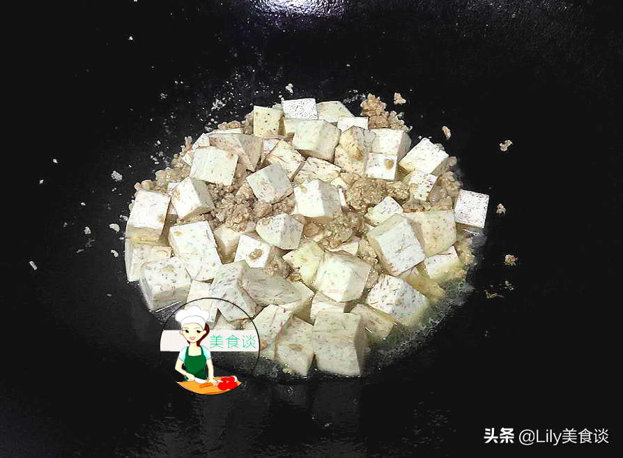 米飯此做法實在太香了，兒子一頓能吃2大碗，製作簡單，營養實惠