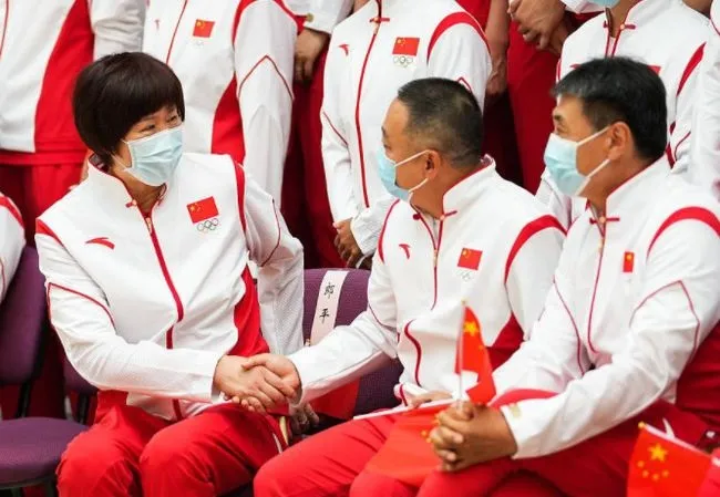 关注｜奥运代表团成立，中国女排整装待发