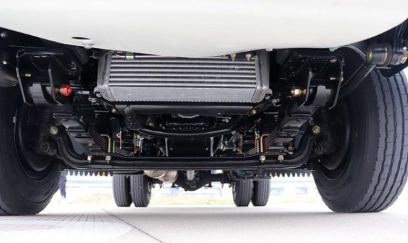 强动力、装载多、驾驶灵活，城市运输还得看顺