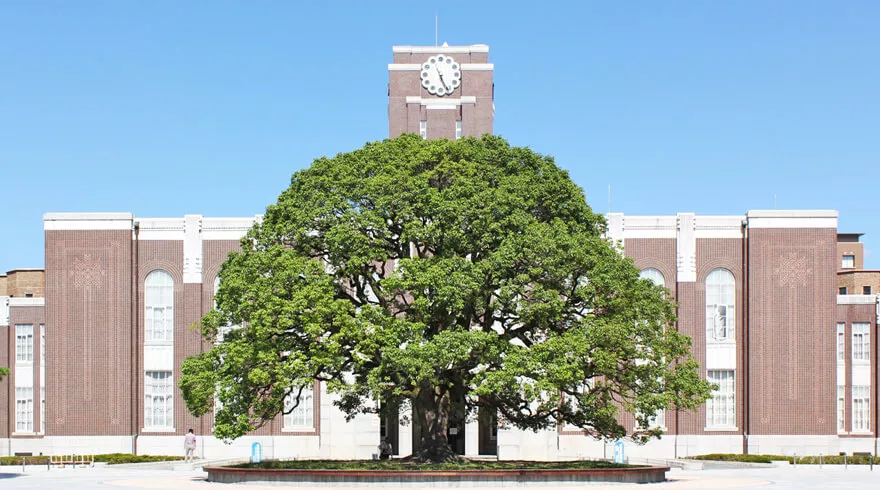 京都大学才排第三?!来看日本人眼中学霸最多的学校TOP10