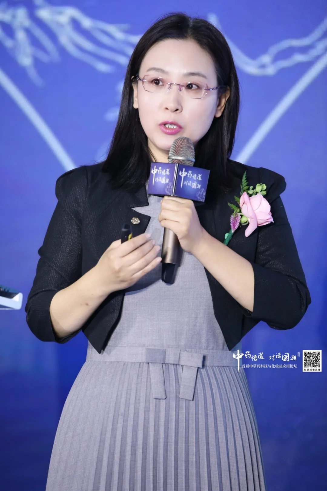 民族品牌未来可期，中草药化妆品演绎东方之美