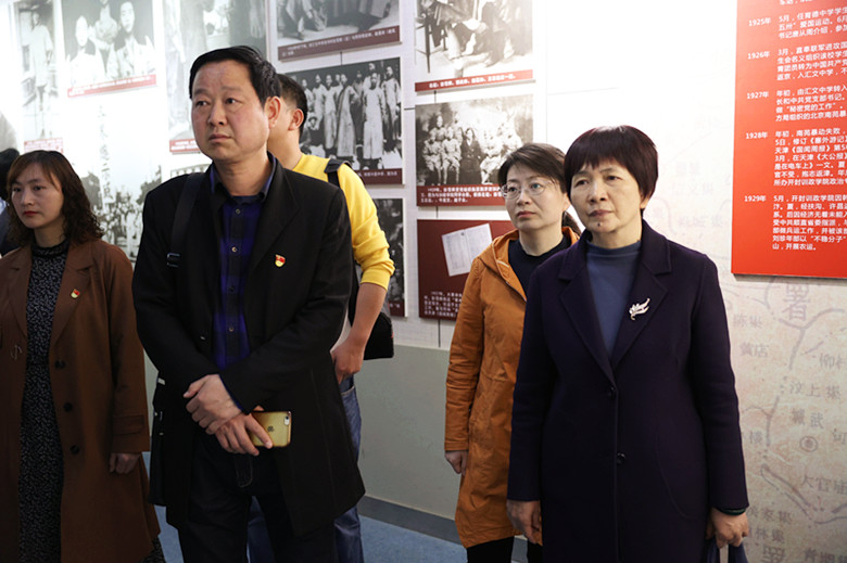 南阳疾控系统宣传员开展“传承红色基因，不忘初心，牢记使命”主题党史教育新闻采风活动